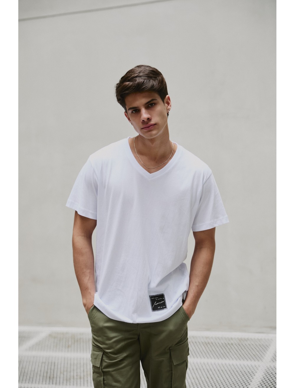 IRONIC CORE WHITE TEE / CUELLO V