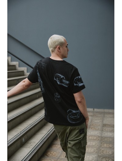 IRONIC GRIFF BLACK TEE