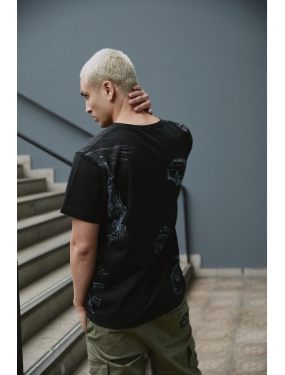 IRONIC GRIFF BLACK TEE