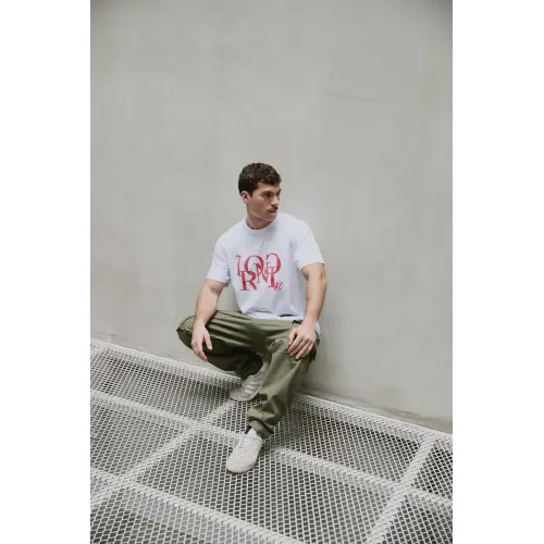 IRONIC RET TEE RED